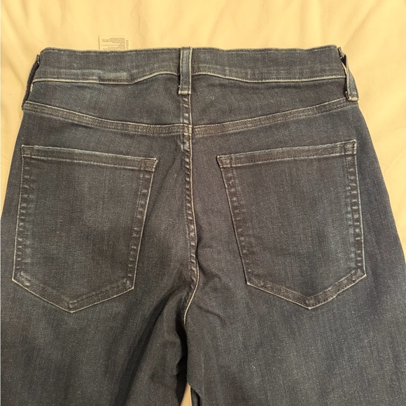 Banana Republic High-Rise Flare Jean - Picture 7 of 7